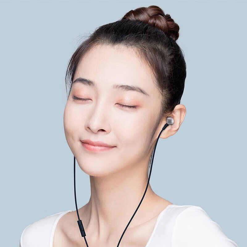 Original Xiaomi Capsule Earpho - đánh giá và giá Outdoor Power Outlet Waterproof